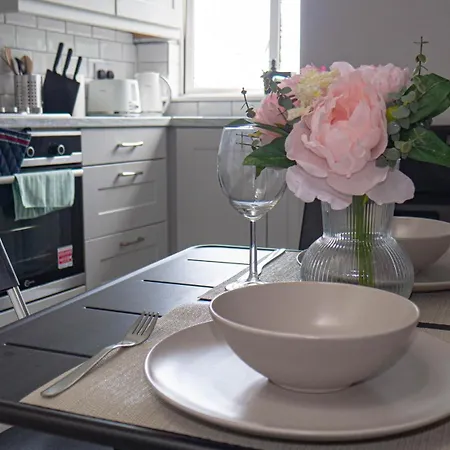 Apartamento Comfy 2-bed Centre - 4 *